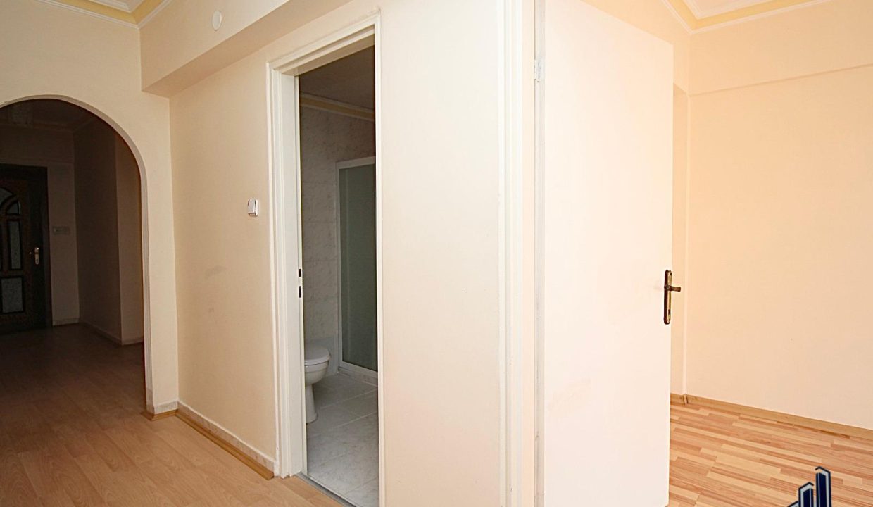 WhatsApp Image 2025-01-10 at 10.29.00 (1)