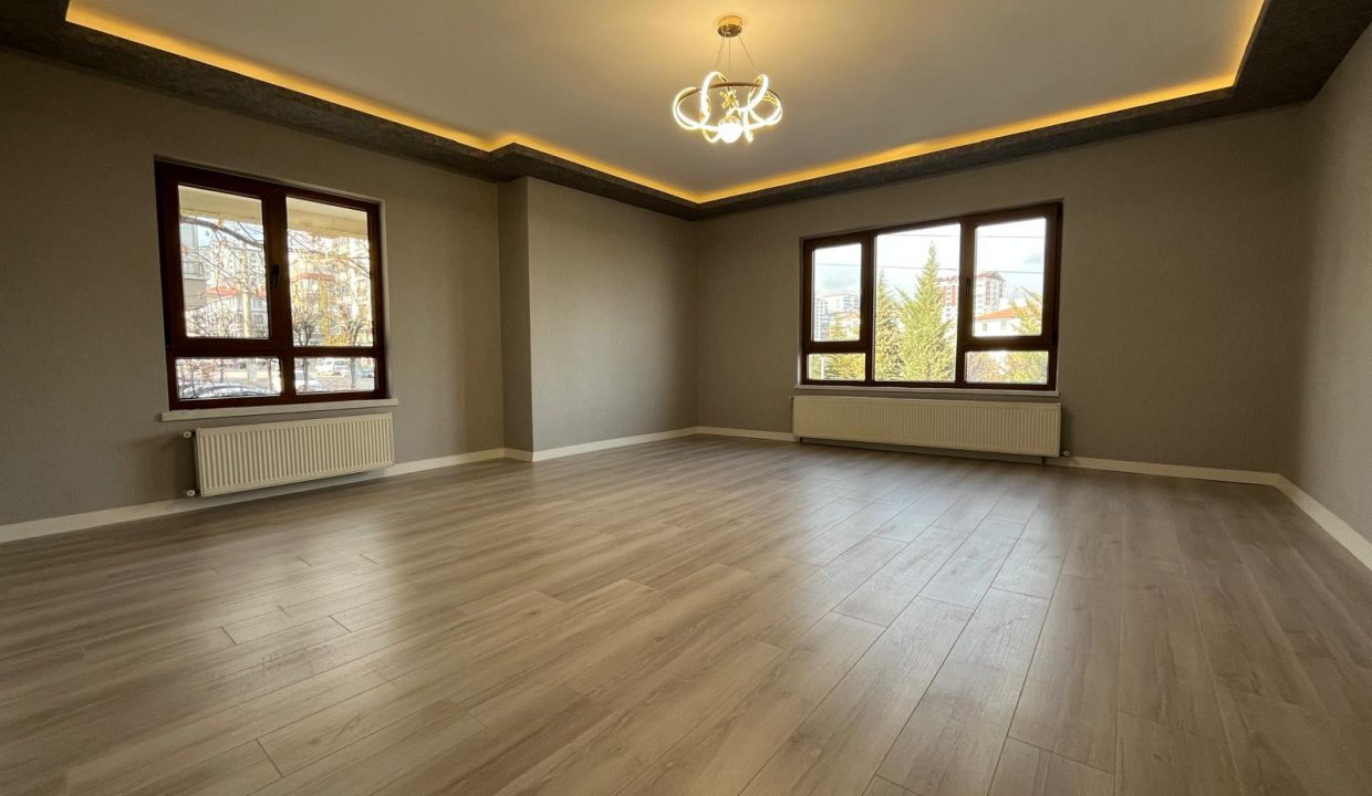 WhatsApp Image 2025-01-15 at 14.56.29 (1)